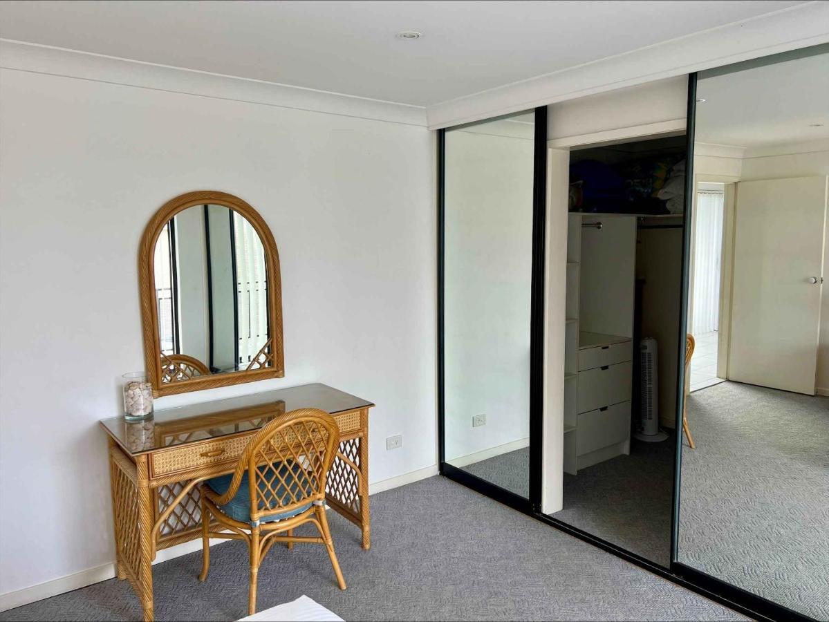 Apartment Hi Surf Unit 4 *